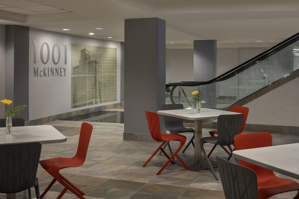 1001 McKinney Corporate Interior Tunnels Entrance