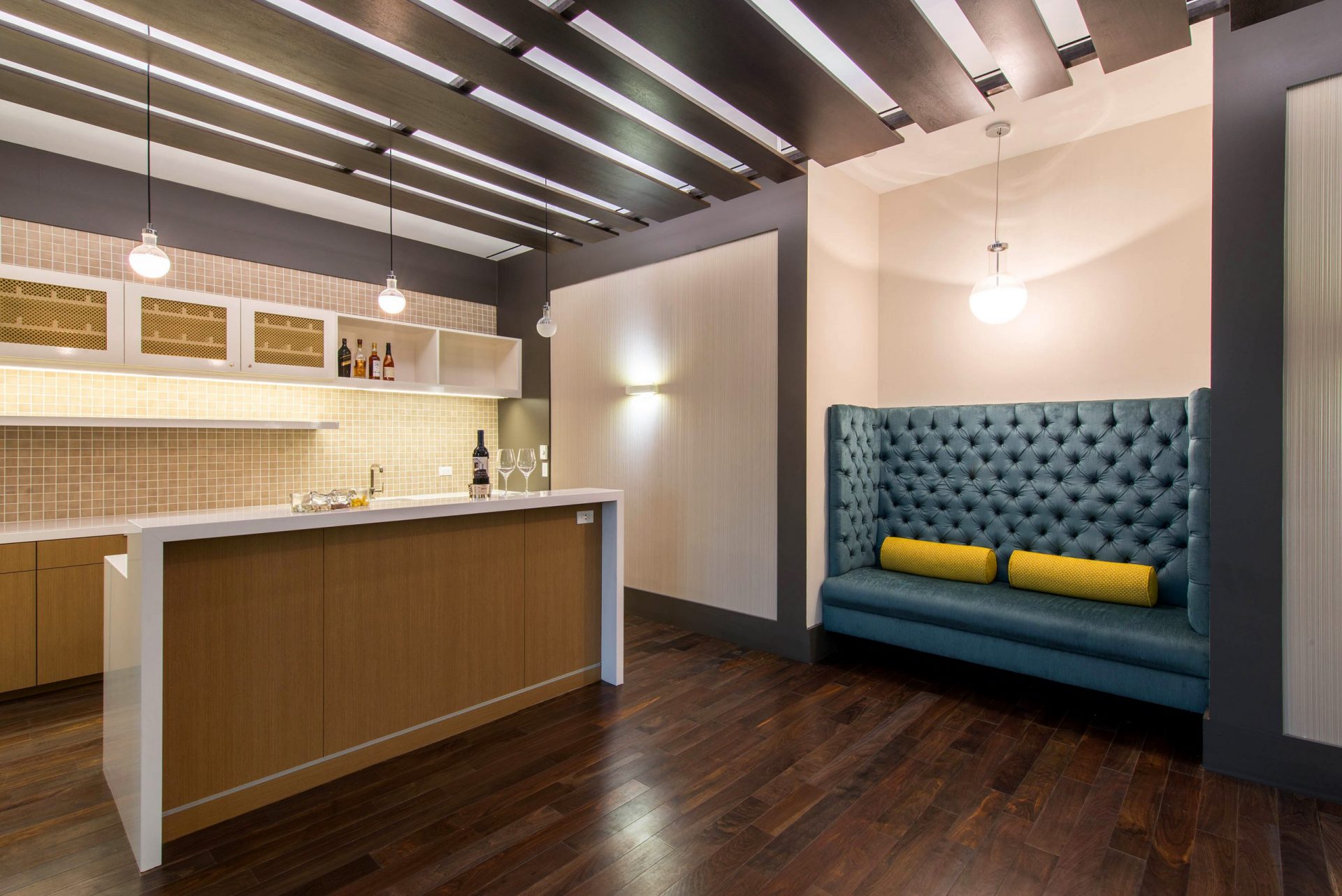 Corporate Law Interior Design Heard Robins Cloud and Black Breakroom Island Banquette